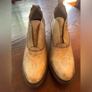 Freebird by Steven Sadie Ankle Heeled Bootie Sz 10